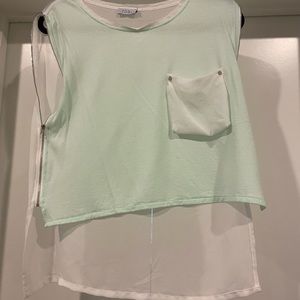 Tobi mint shirt w side zipper detail and pocket